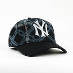 CAGED IN - 31 HATS (PREVENTA)